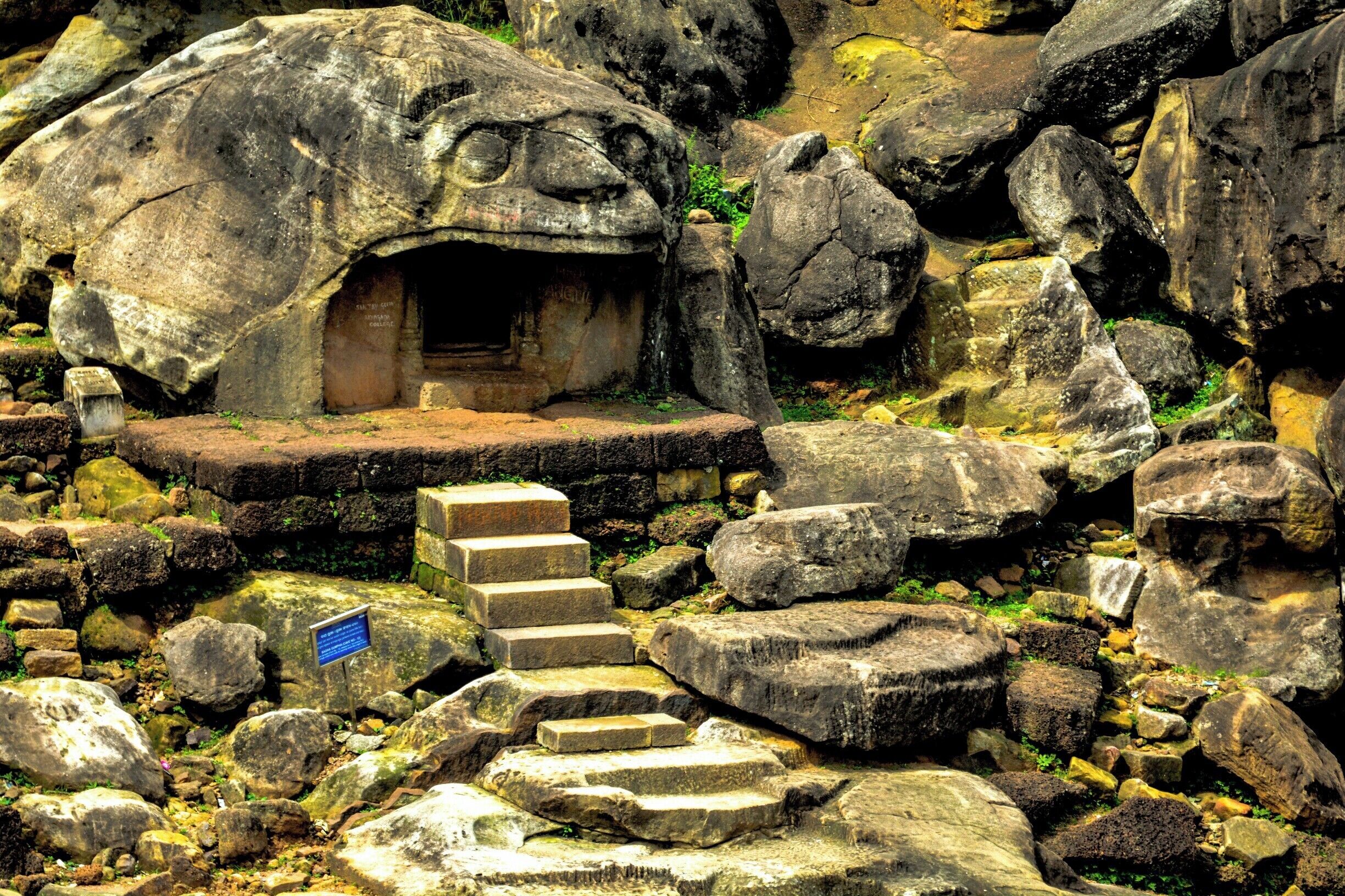 Udayagiri and Khandagiri Caves are partly natural and partly artificial caves of archaeological, historical and religious importance near the city of Bhubaneswar in Odisha, India. The caves are situated on two adjacent hills, Udayagiri and Khandagiri, mentioned as Kumari Parvat in the Hathigumpha inscription. They have a number of finely and ornately carved caves built during 2nd century BCE. It is believed that most of these caves were carved out as residential blocks for Jain monks during the reign of King Kharavela. Udayagiri means "Sunrise Hill" and has 18 caves while Khandagiri has 15 caves.

The caves of Udayagiri and Khandagiri, called lena or leṇa in the inscriptions, were dug out mostly during the reign of Kharavela for the abode of Jaina ascetics. The most important of this group is Ranigumpha in Udayagiri which is a double storeyed monastery. Other important caves include Hathi gumpha, Ananta gumpha, Ganesha gumpha, Jaya Vijaya gumpha, Mancapuri gumpha, Bagh gumpha and Sarpa gumpha.