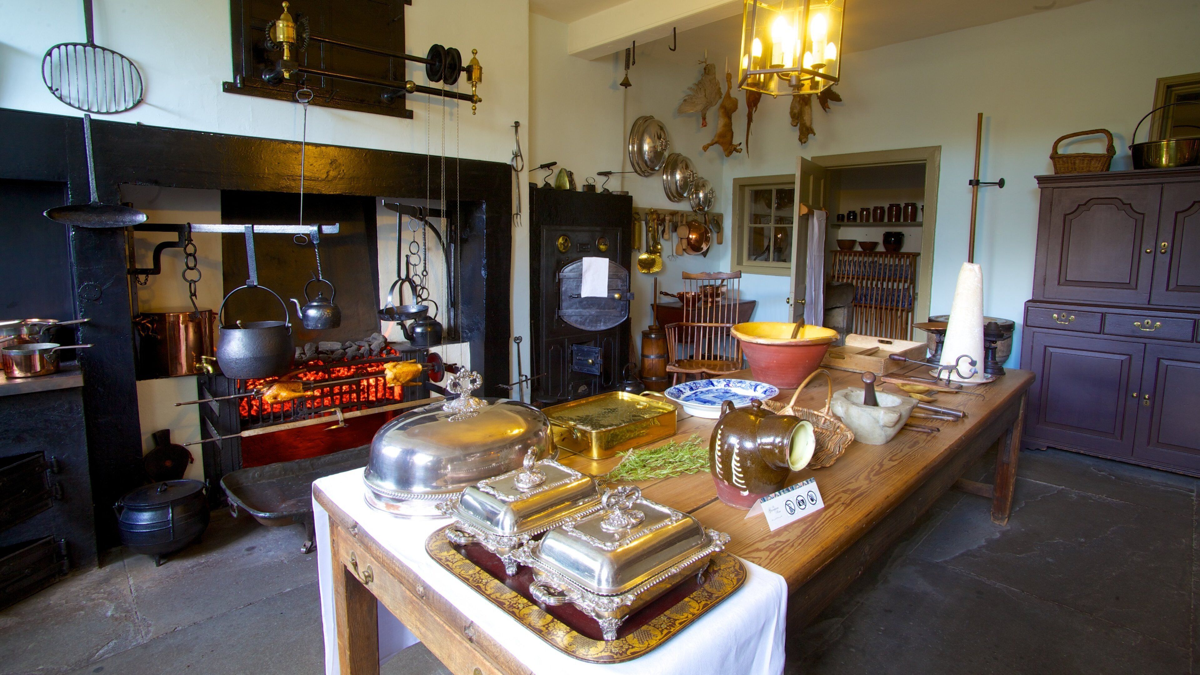 Georgian House showing interior views