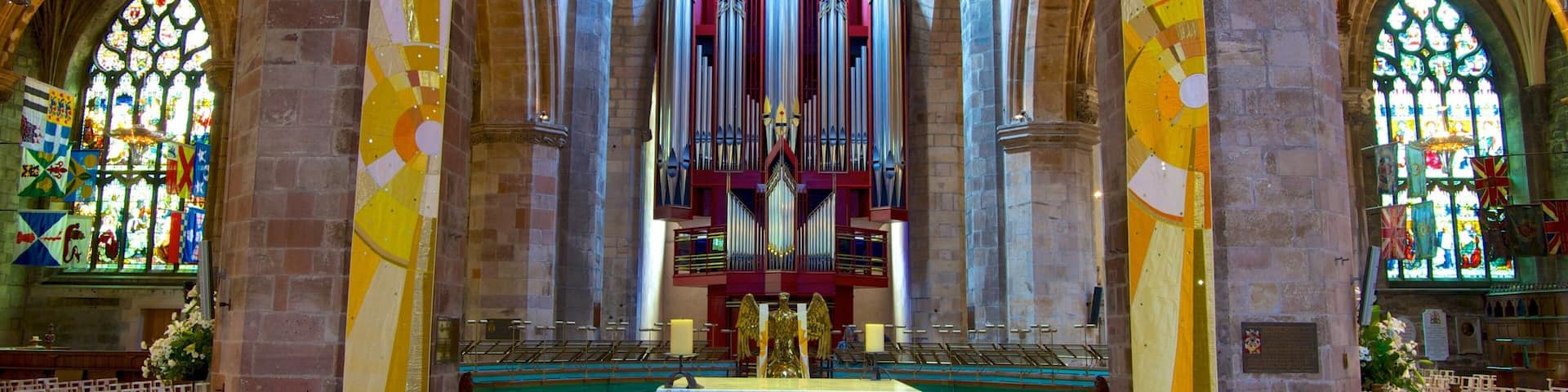 St. Giles\\\' Cathedral showing a church or cathedral, religious aspects and interior views