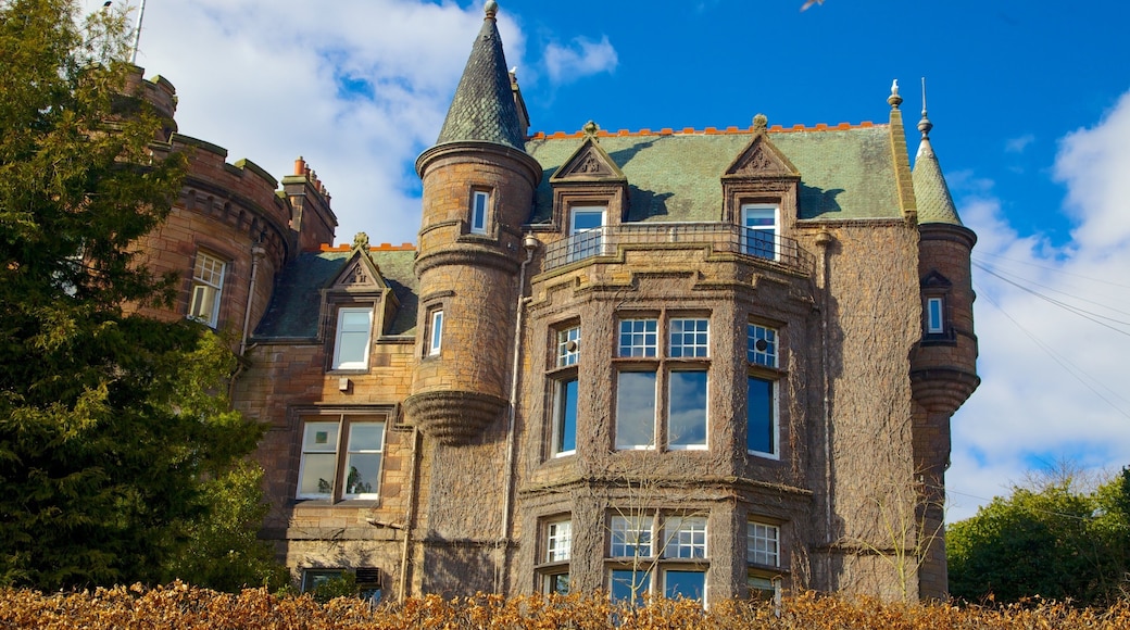 Edinburgh Zoo which includes heritage architecture and zoo animals