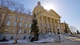 Edificio de la Legislatura de Alberta mostrando un edificio administrativo y patrimonio de arquitectura