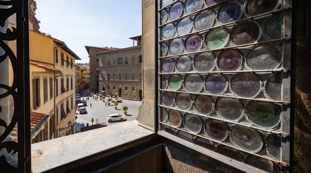 Bargello which includes interior views
