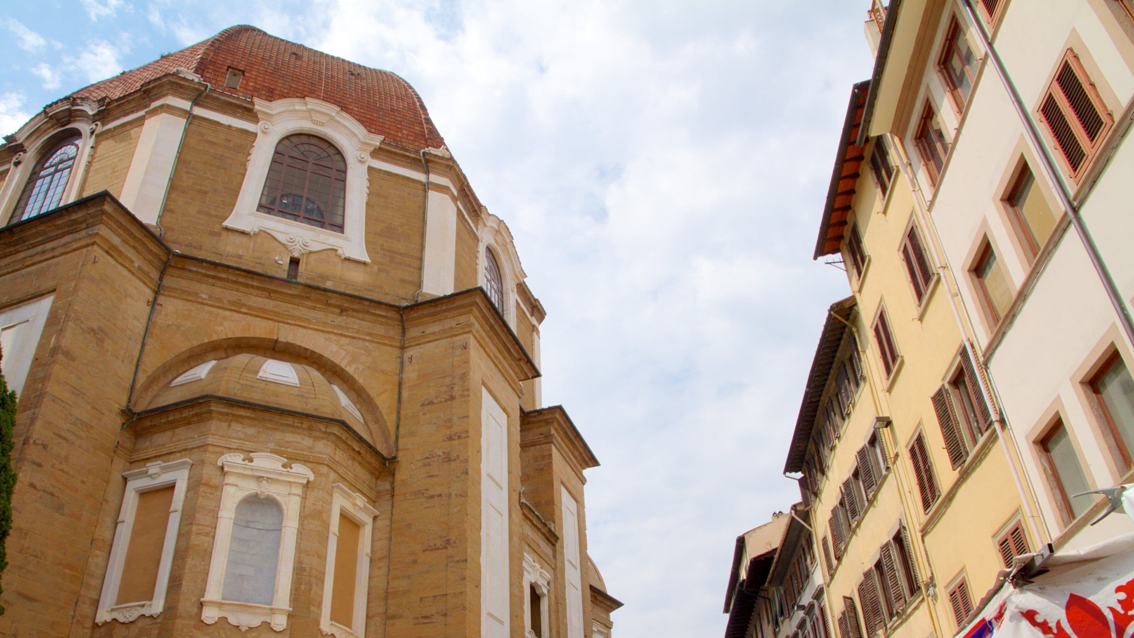 San Lorenzo Church which includes religious aspects, a church or cathedral and a city