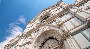 Basilica of Santa Croce showing a church or cathedral and religious elements