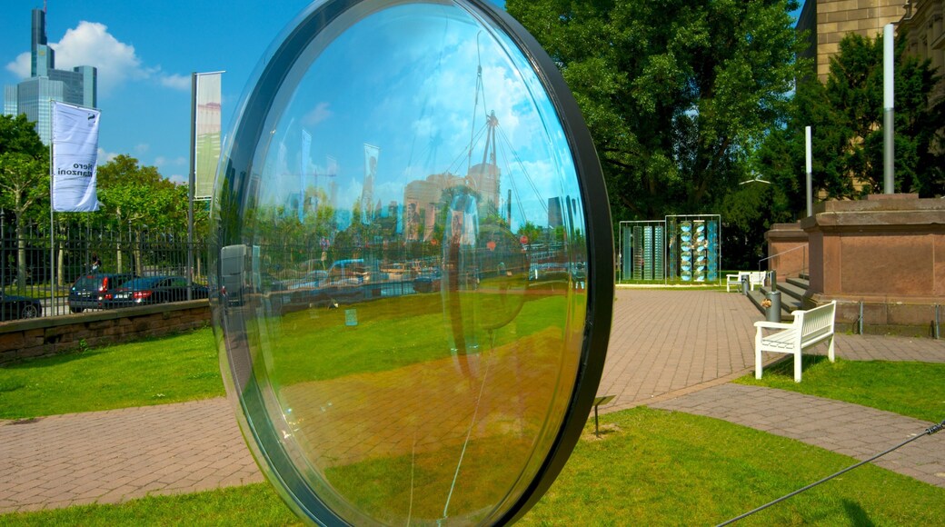 Museu StÀdel caracterizando uma cidade