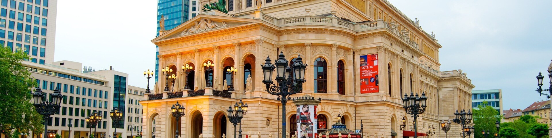 Alte Oper showing theater scenes, a city and a square or plaza