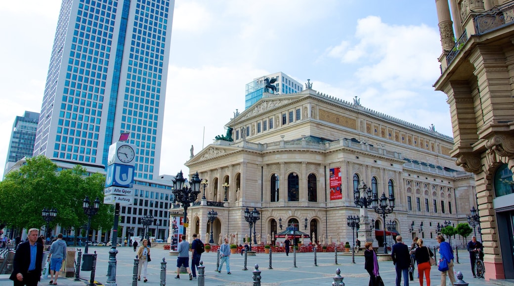 Alte Oper featuring teatterinÀkymÀt, tori ja kaupunki