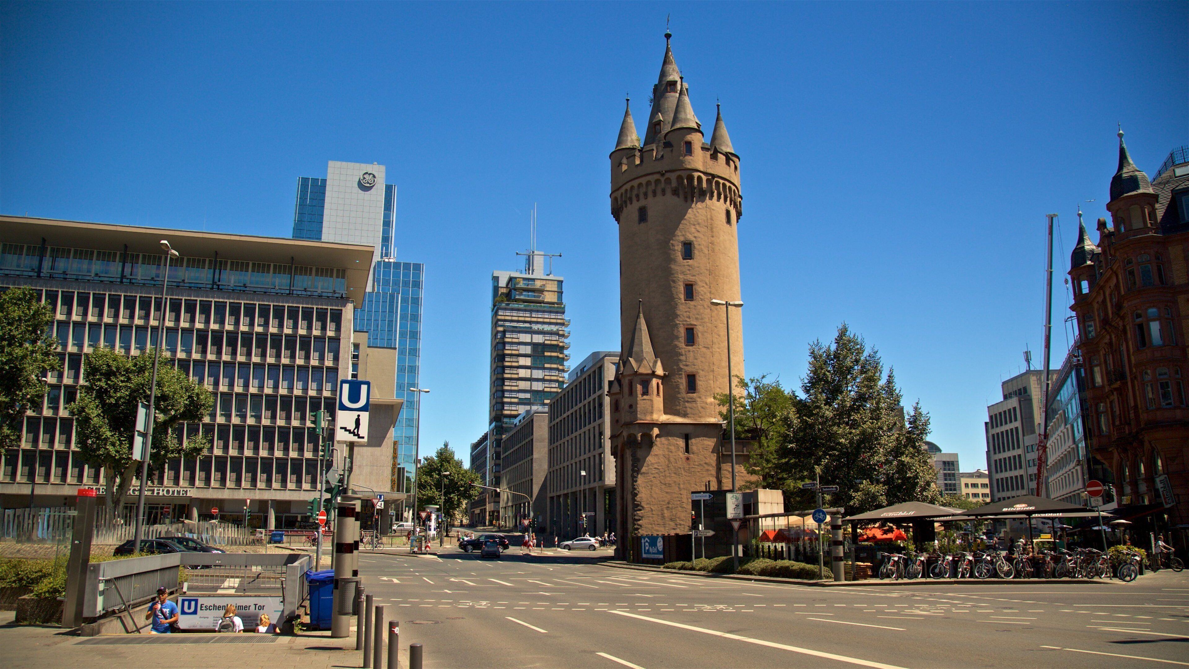 Eschenheimer Tower which includes heritage architecture and chateau or palace