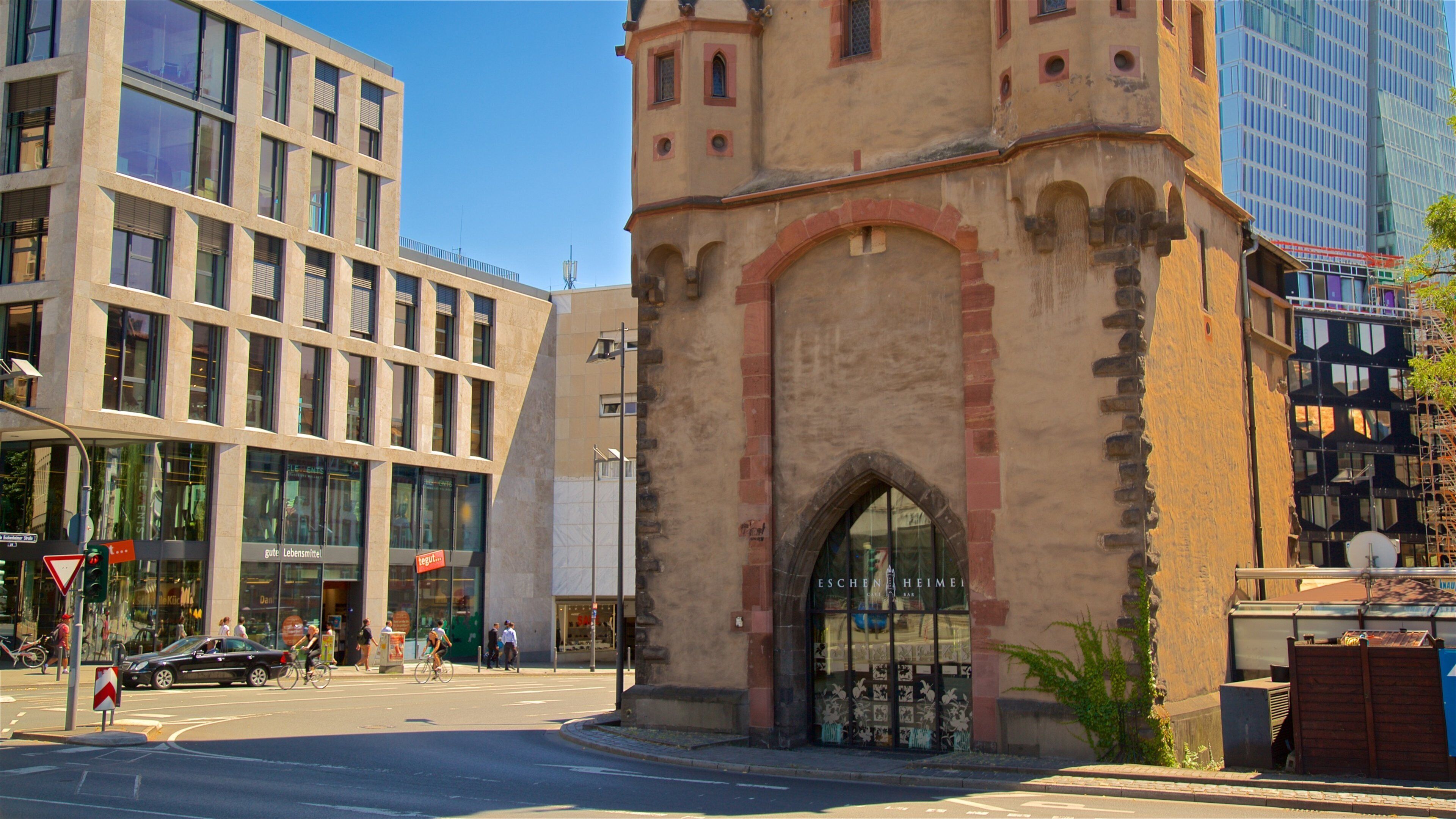 Eschenheimer Tower featuring a castle and heritage architecture