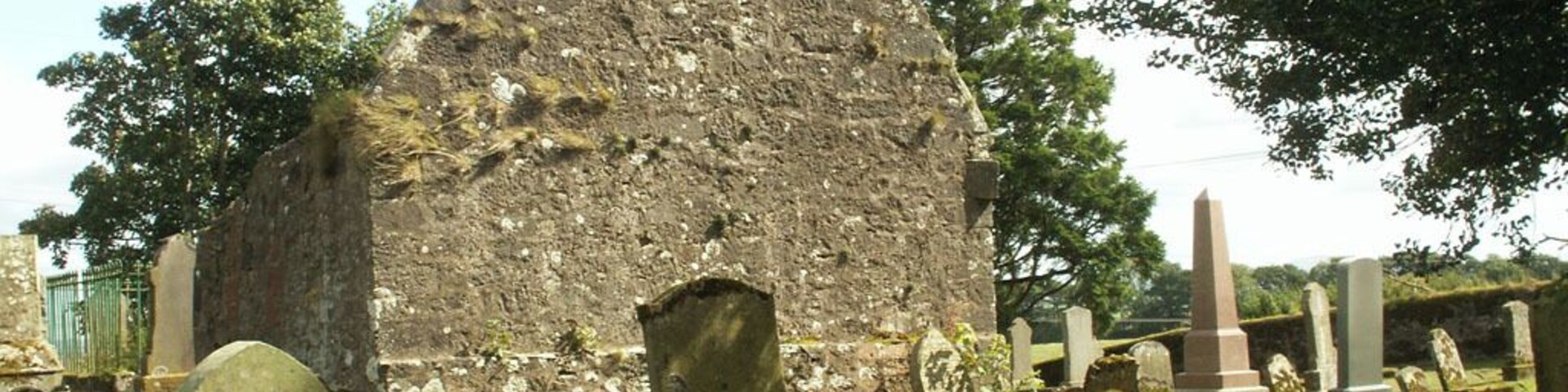 Glassford graveyard and old church Part of the Covenanters Trail