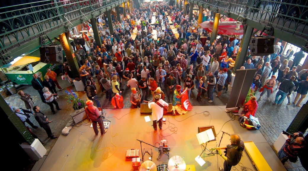 Fish Market featuring music, interior views and markets