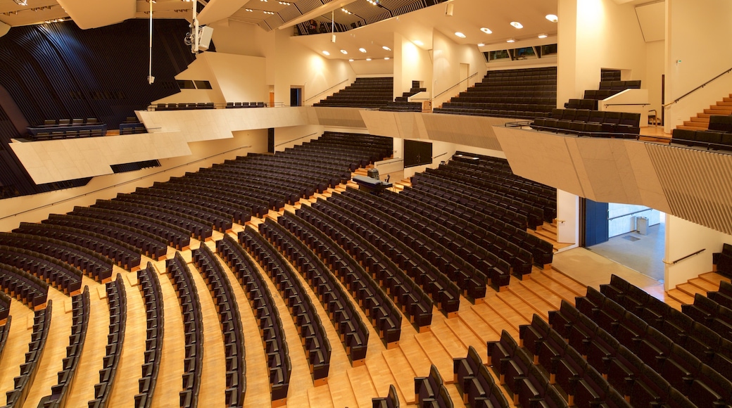 Finlandiahuset presenterar teaterscener