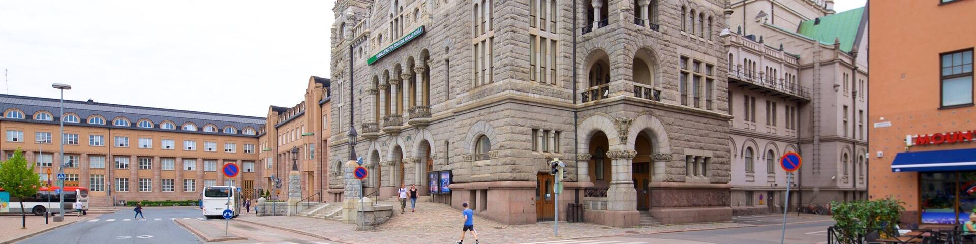 National Theater featuring heritage architecture and theater scenes