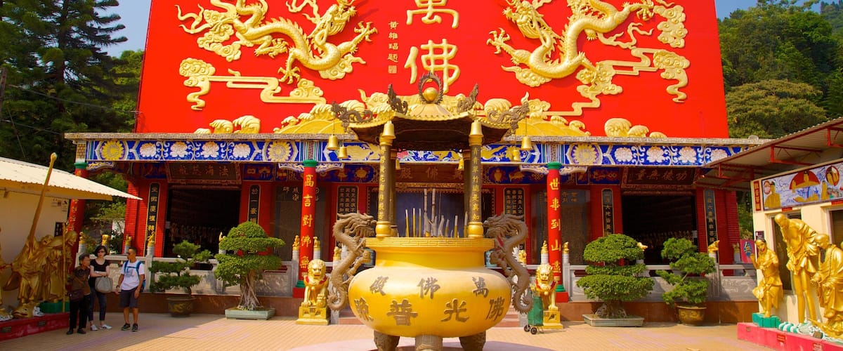 Ten Thousand Buddhas Monastery which includes religious elements and a temple or place of worship