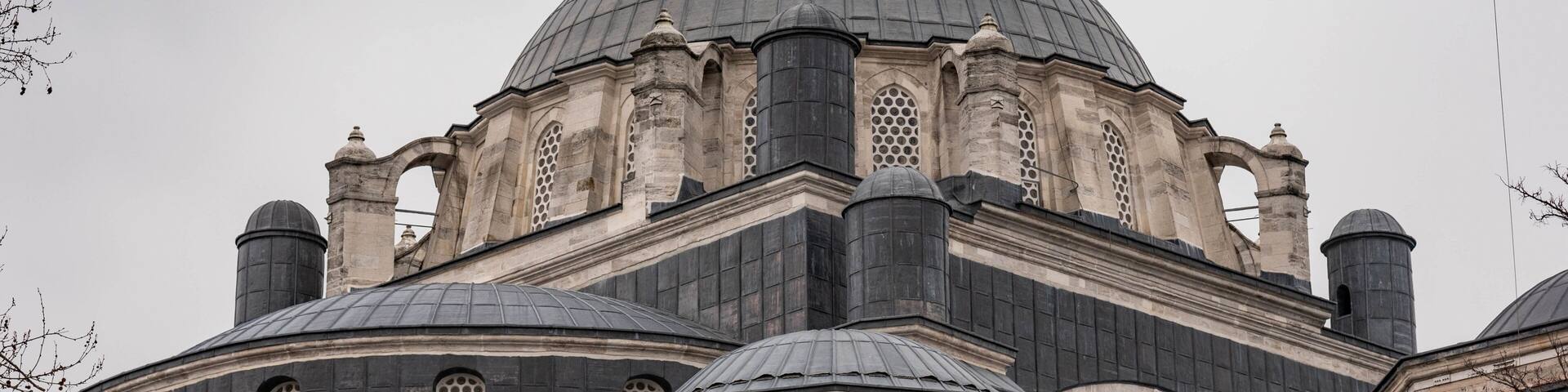 Beyazit Mosque featuring heritage elements