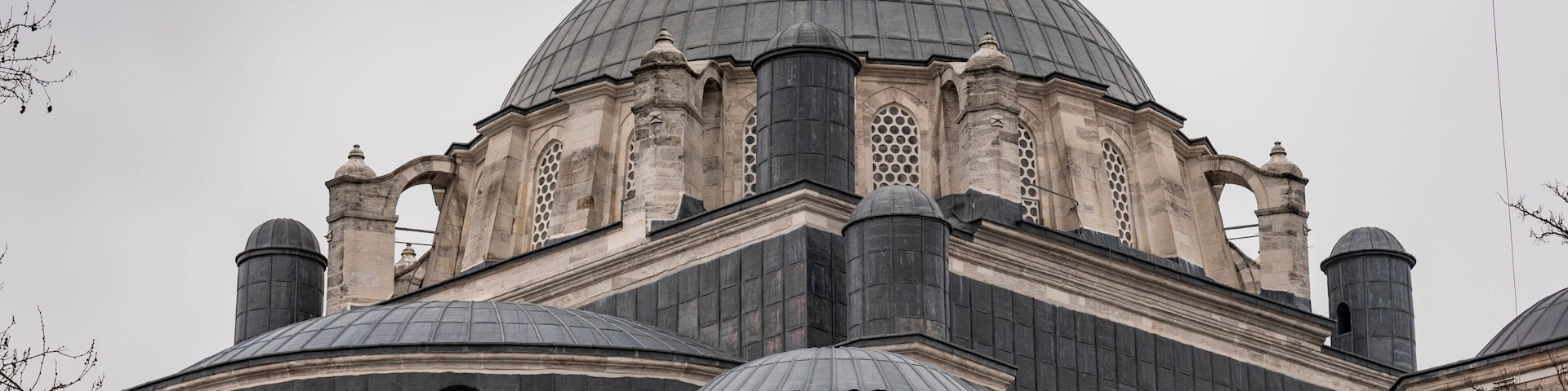 Beyazit Mosque featuring heritage elements