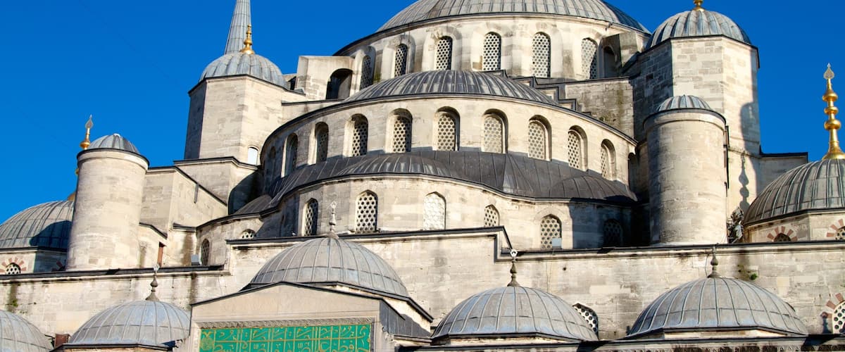 Blue Mosque featuring heritage architecture, a mosque and religious elements