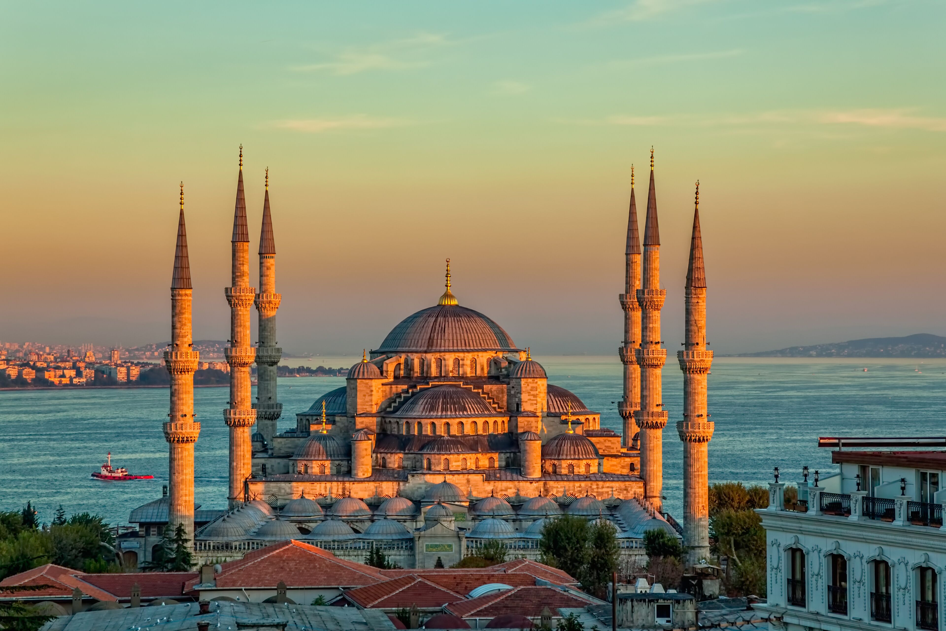 Blue mosque in Istanbul in sunset