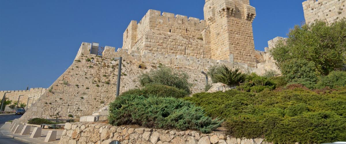 Musée de la Tour de David qui includes patrimoine architectural