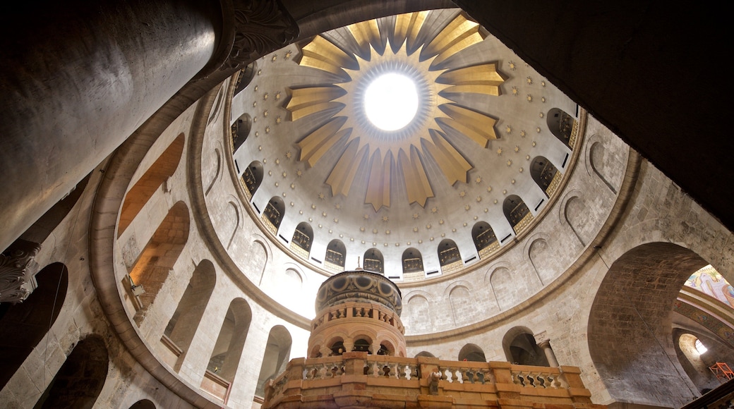 Church of the Holy Sepulchre showing heritage elements and interior views
