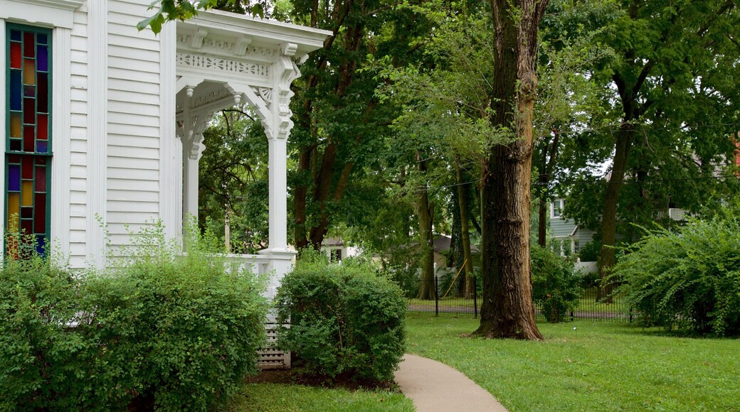 Harry S. Truman National Historic Site featuring a house, a garden and heritage elements