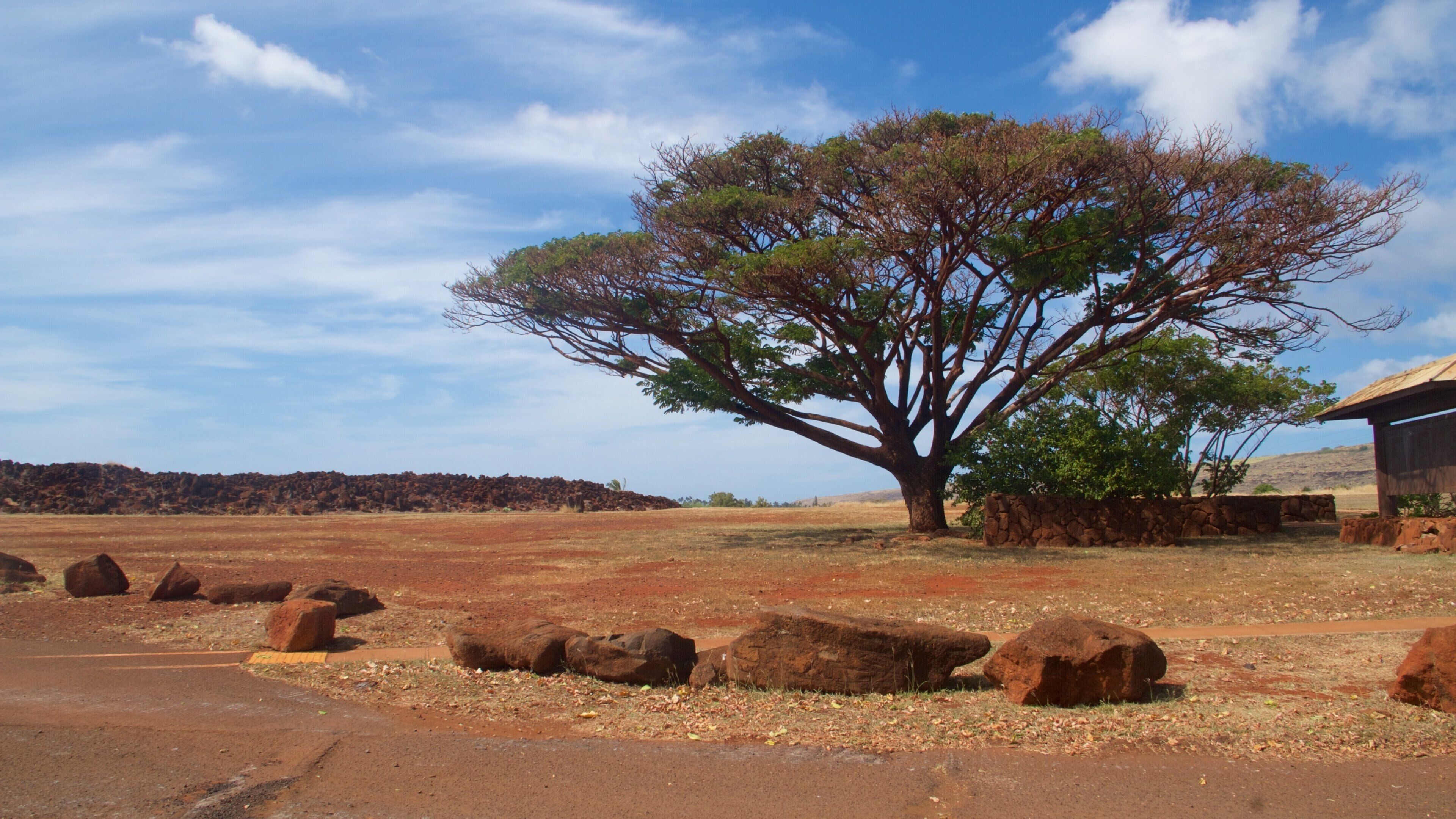 러시안 포트 엘리자베스 주립 역사공원 이 포함 한적한 풍경