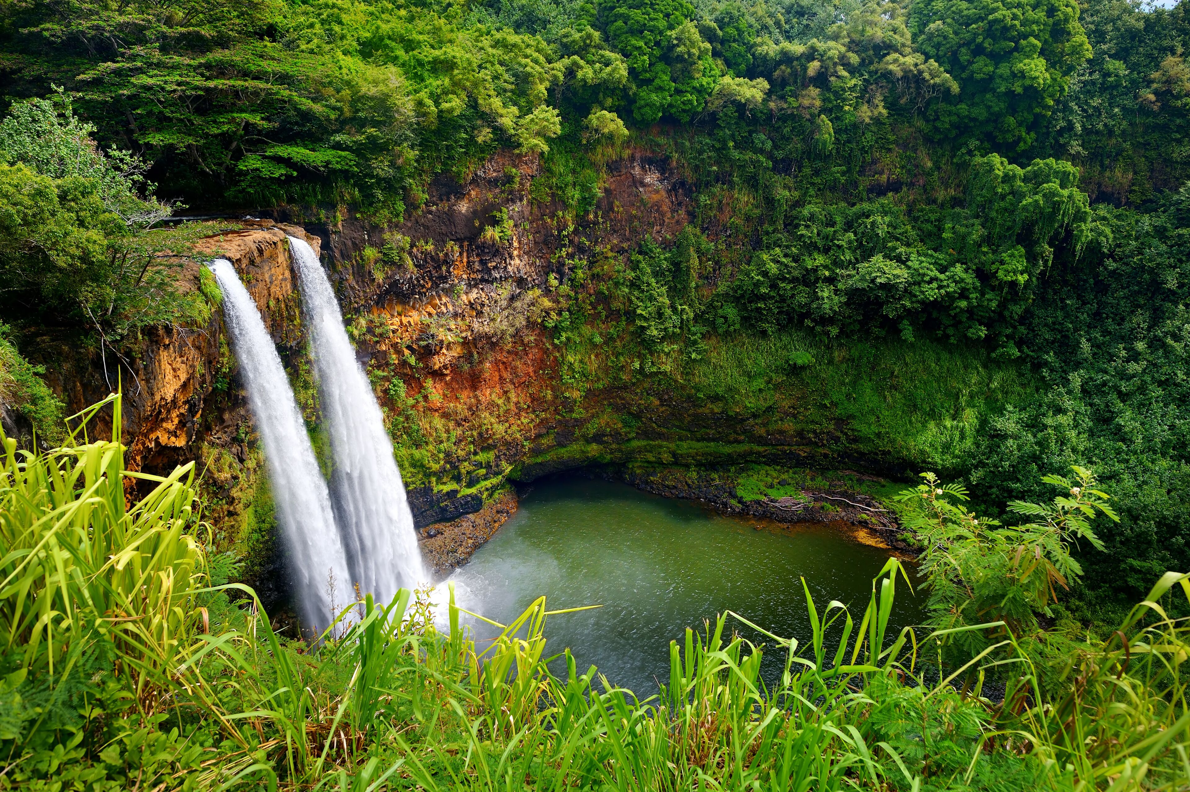 Majestic twin Wailua waterfalls on Kauai