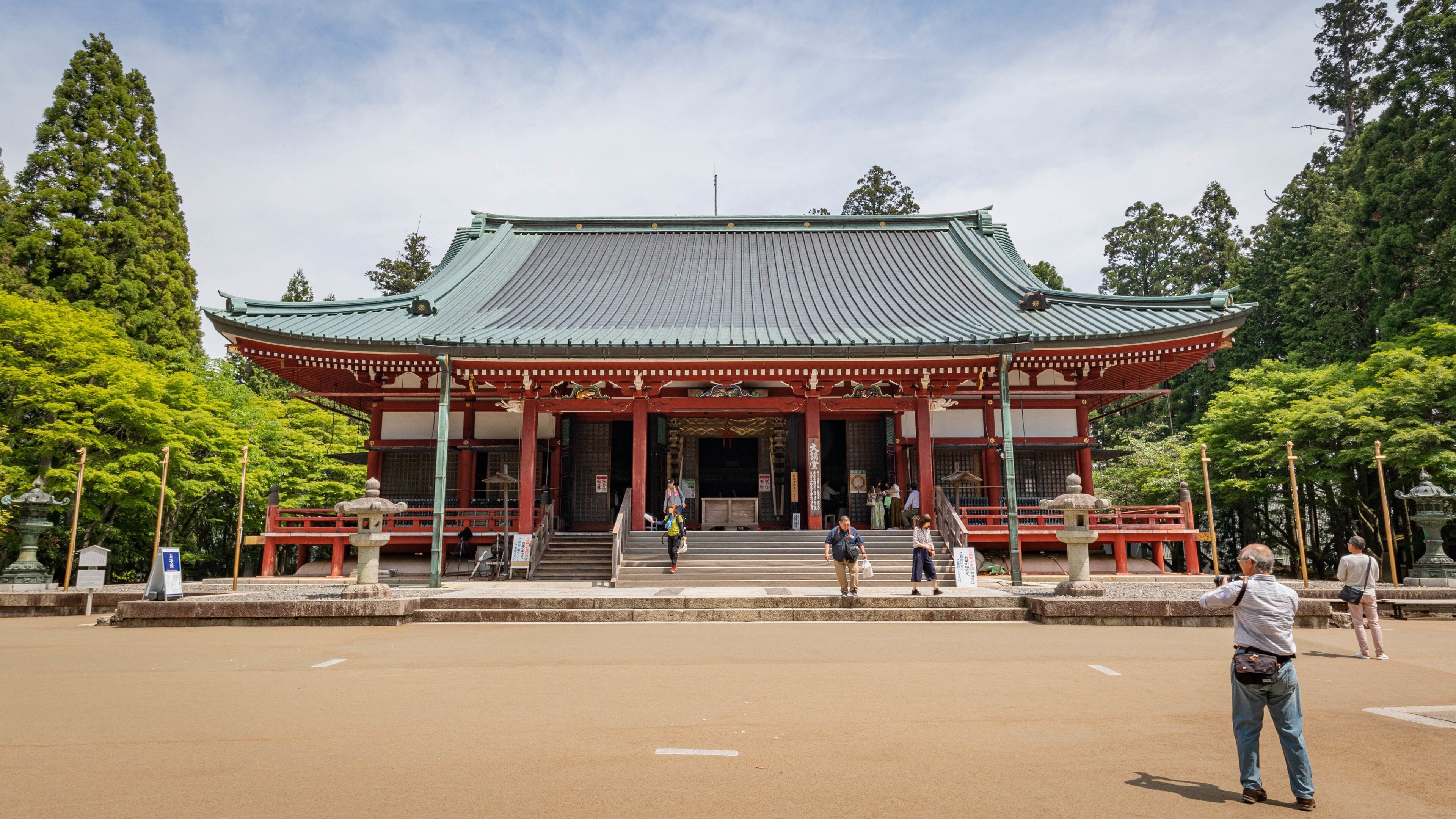 Enryakuji Temple featuring heritage elements, a square or plaza and a temple or place of worship