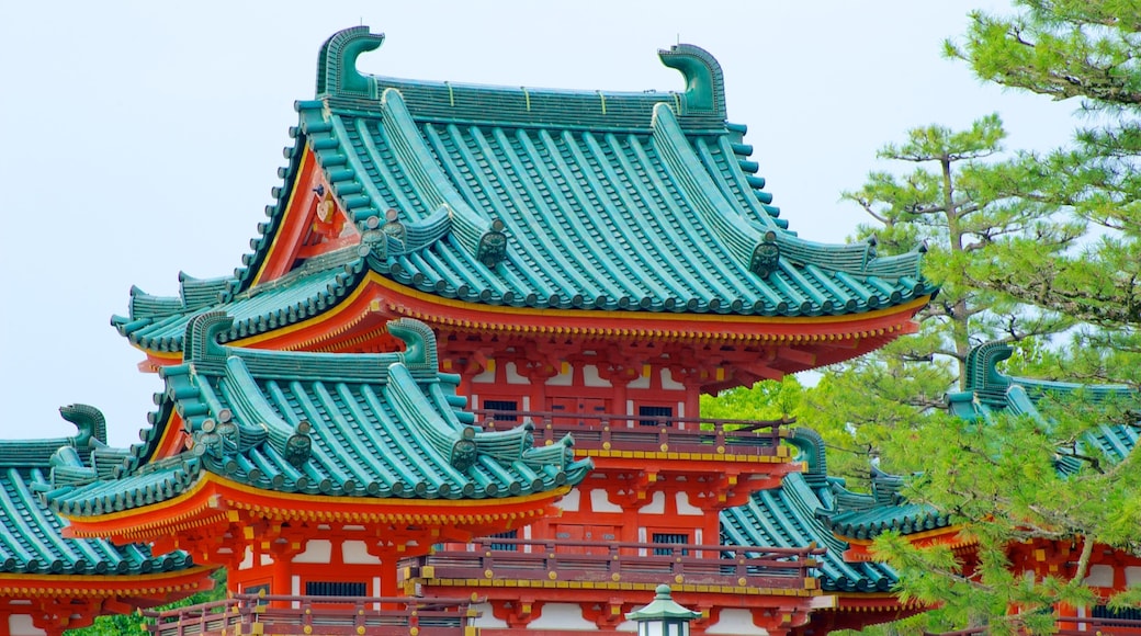 Heian Shrine featuring religious elements, a temple or place of worship and heritage architecture