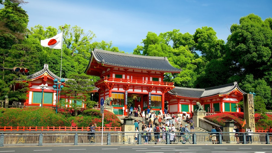 Yasaka Shrine which includes heritage architecture and a temple or place of worship