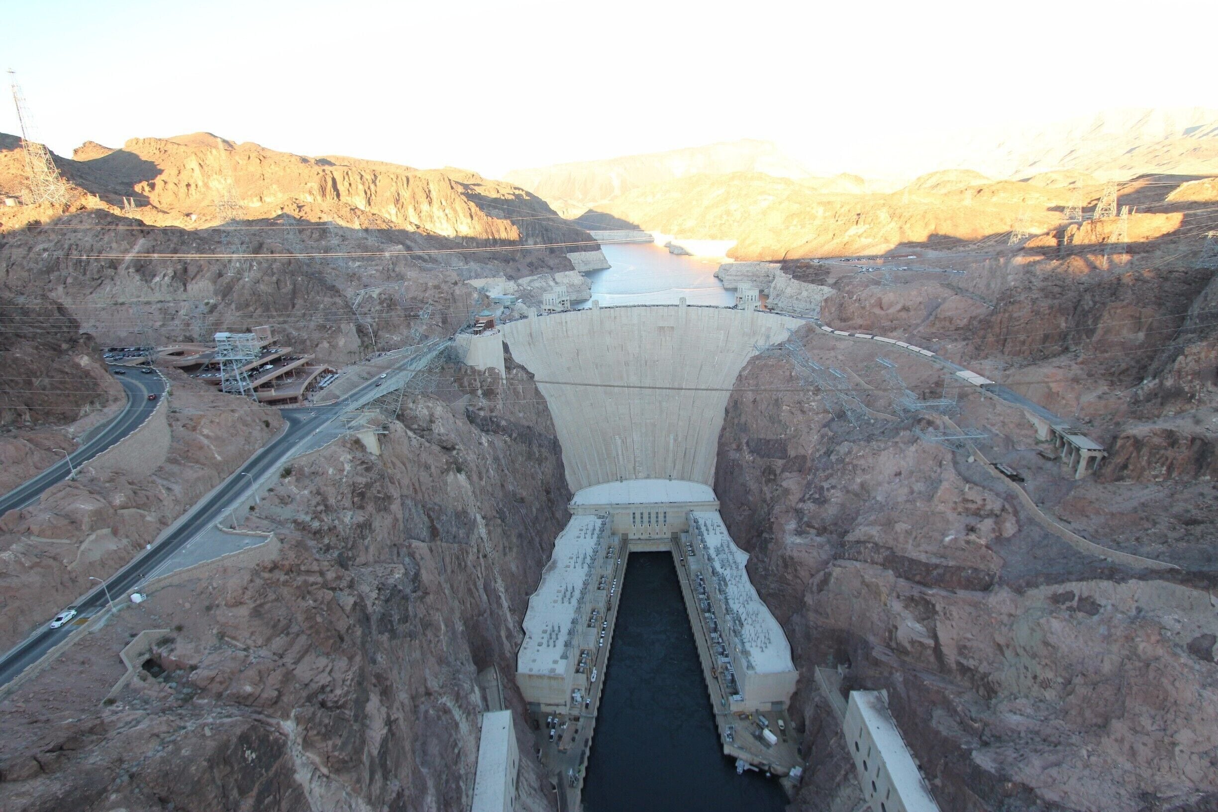 #hoover Dam  #Colorful #Architecture. #StunningStructures
#roadtrip 