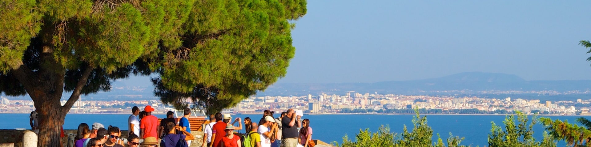 Castle of São Jorge showing general coastal views, a castle and views
