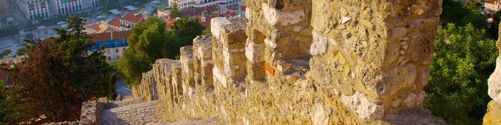 Château Saint-Georges montrant vues, château ou palais et ville