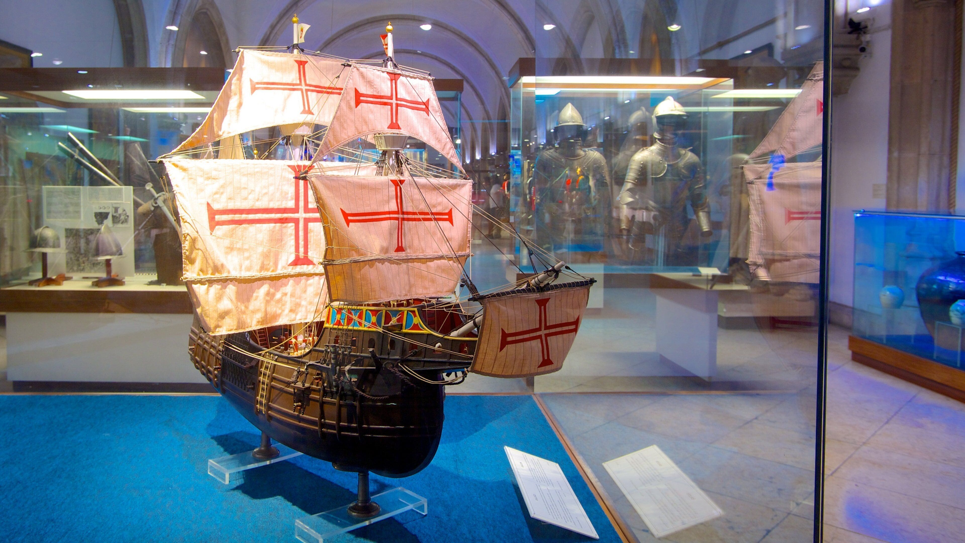 Maritiem Museum toont interieur