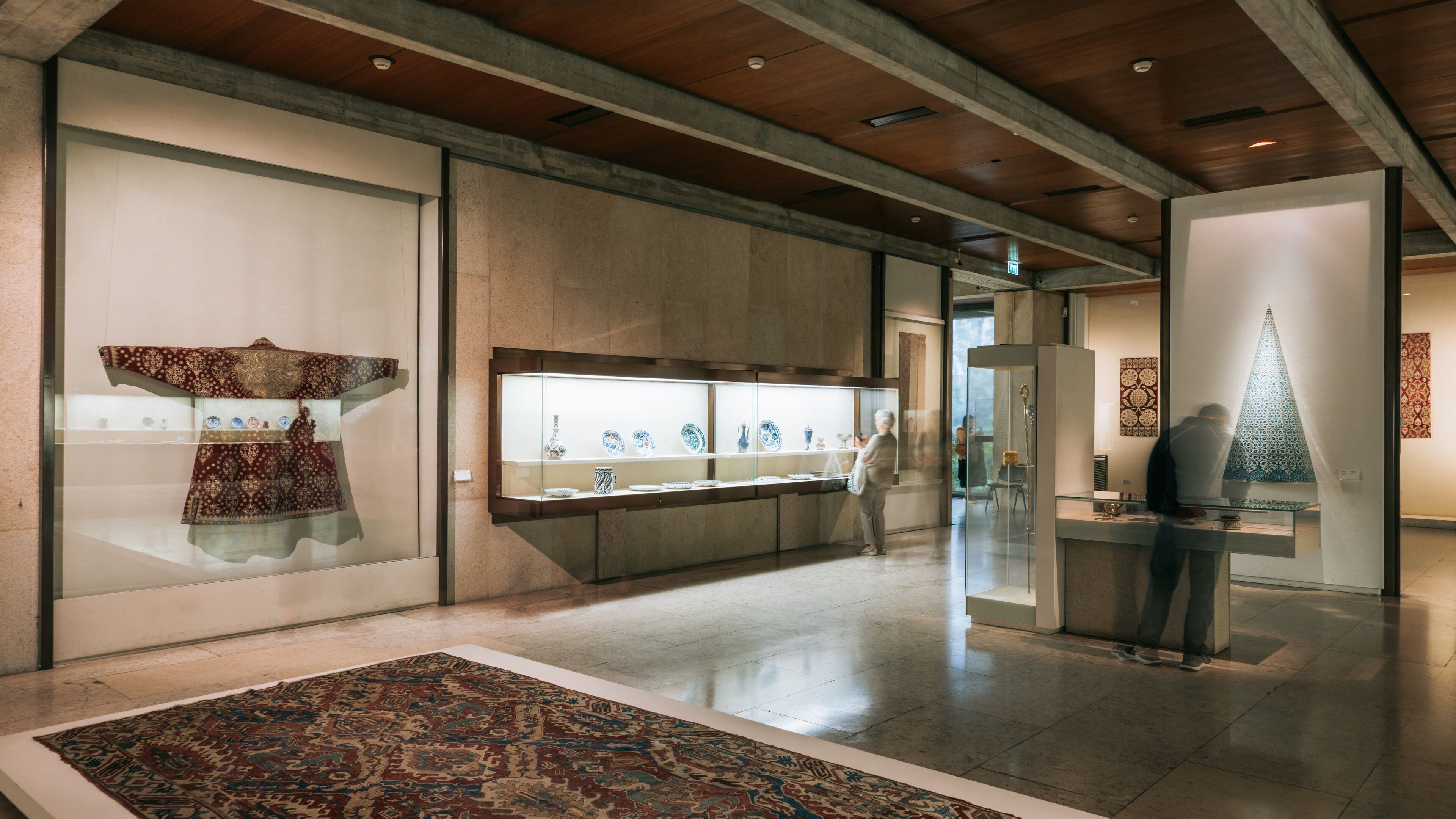 Gulbenkian Museum which includes interior views