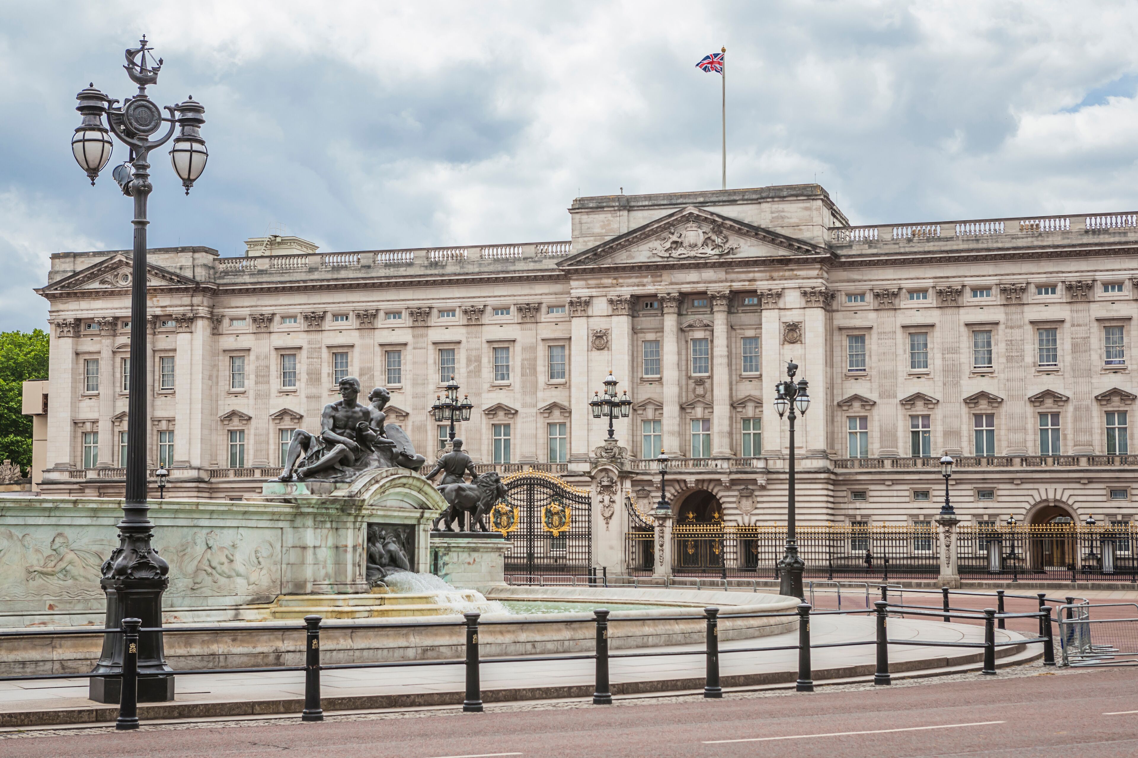 Buckingham Palace Tours - Book Now | Expedia