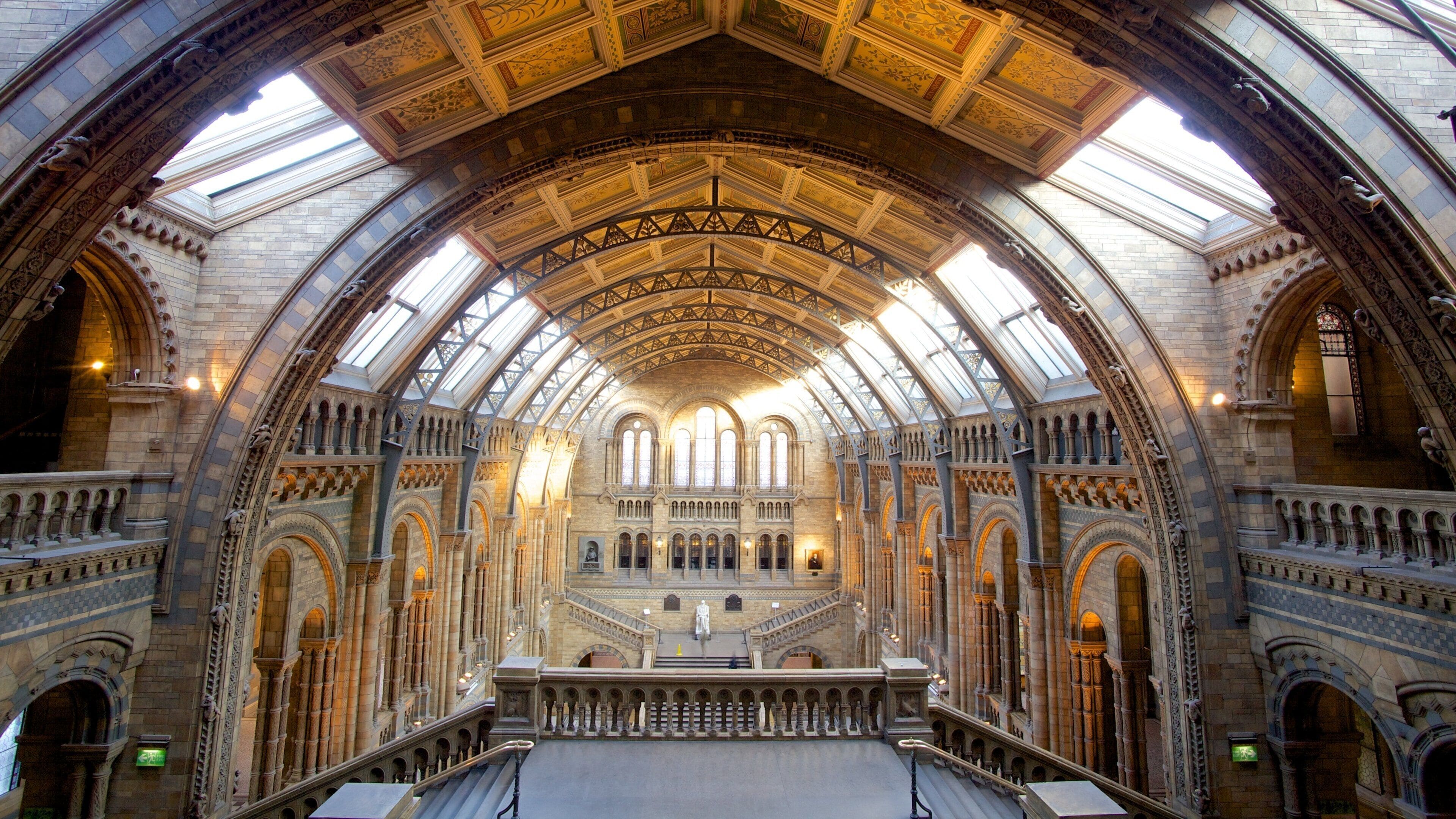 Natural History Museum showing interior views, heritage architecture and a church or cathedral