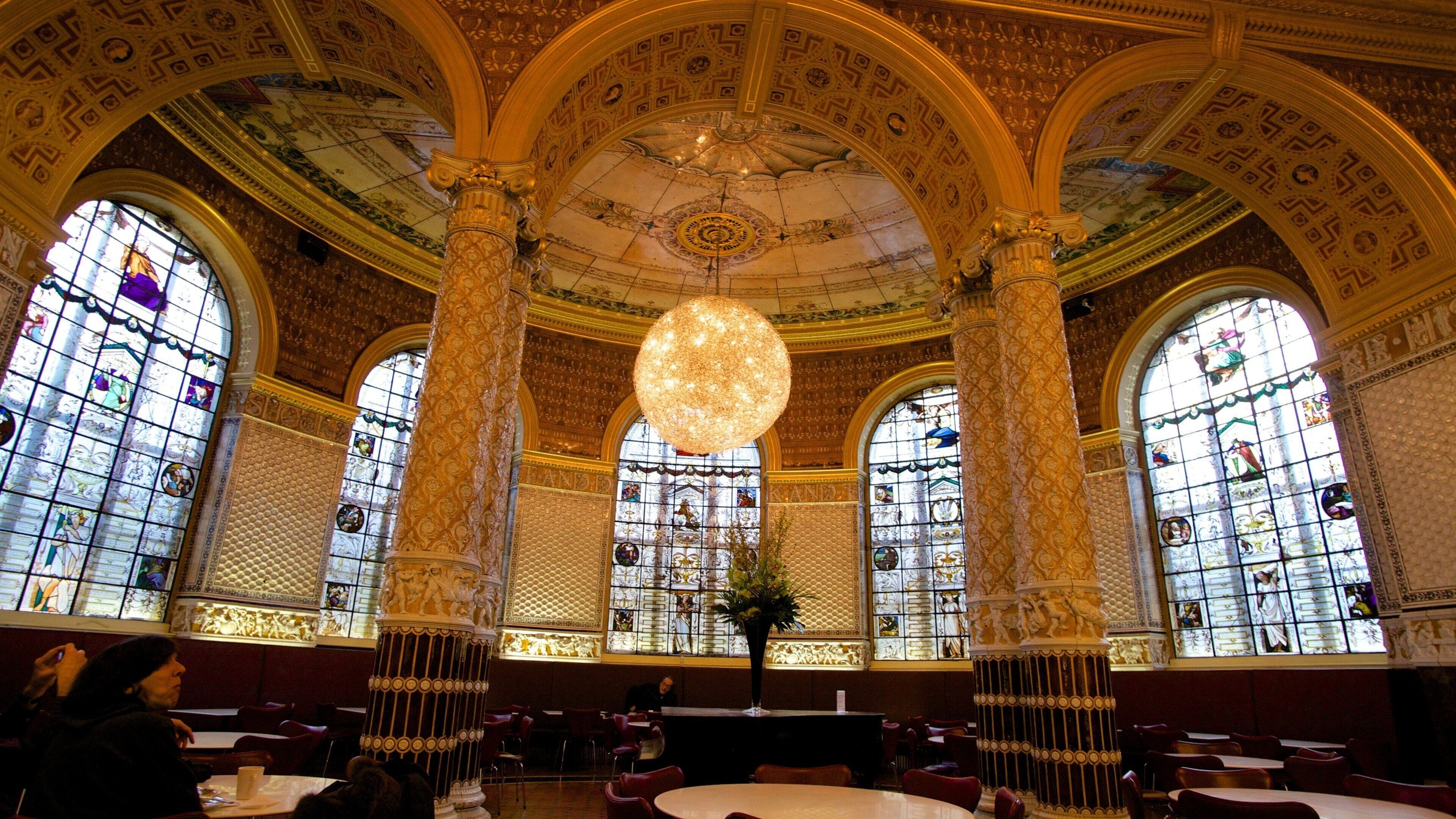 Victoria and Albert Museum