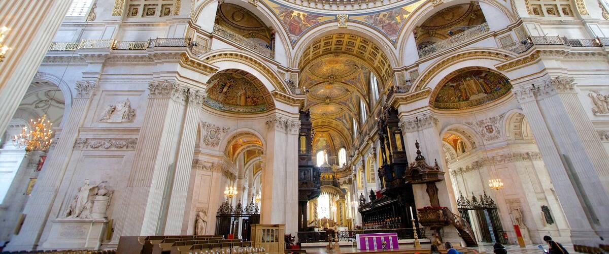 St. Paul\'s Cathedral which includes interior views, heritage architecture and a church or cathedral