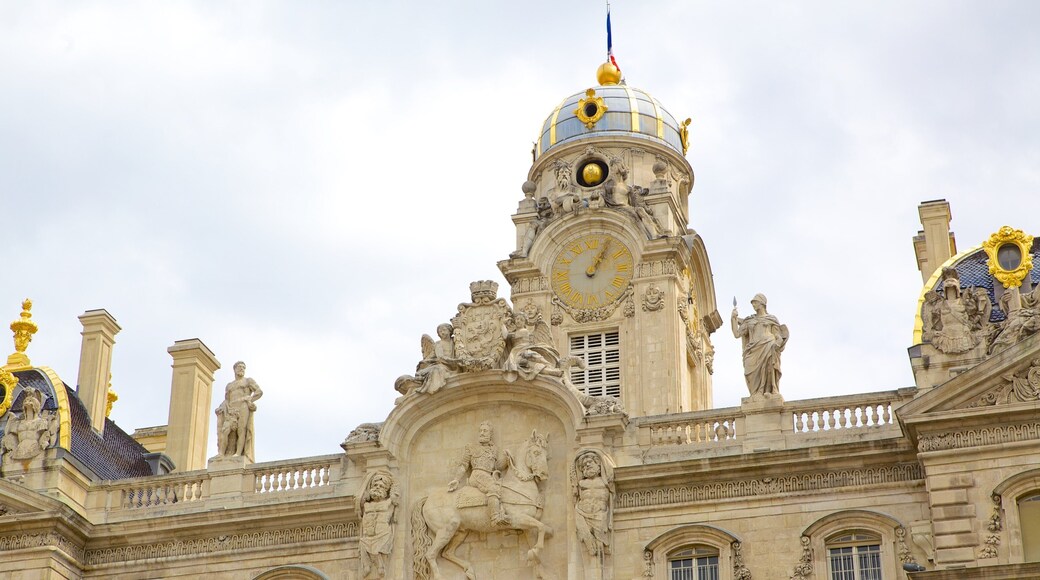 Hôtel de Ville de Lyon showing heritage architecture