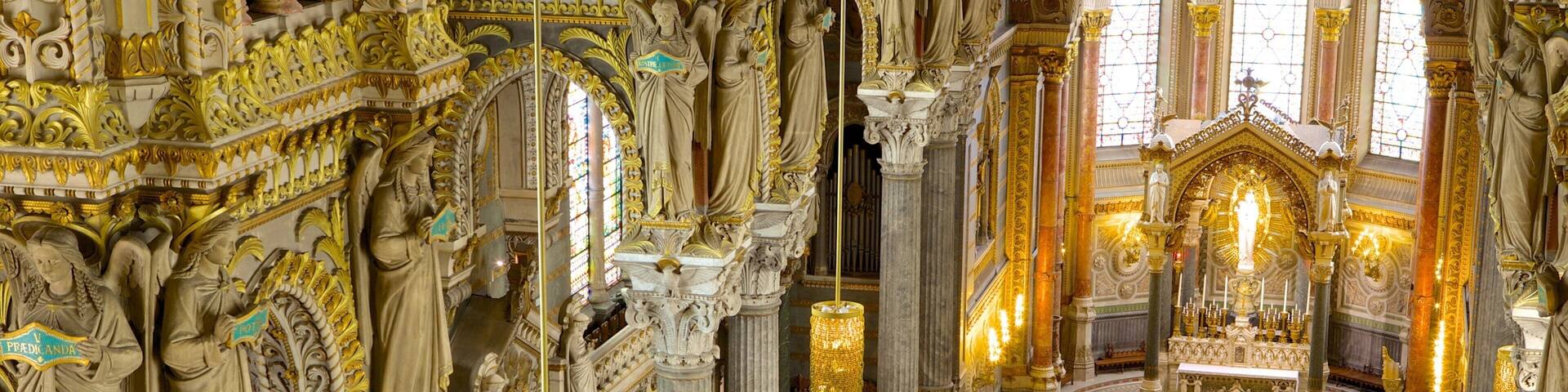 Notre Dame Basilica which includes interior views, religious elements and heritage architecture