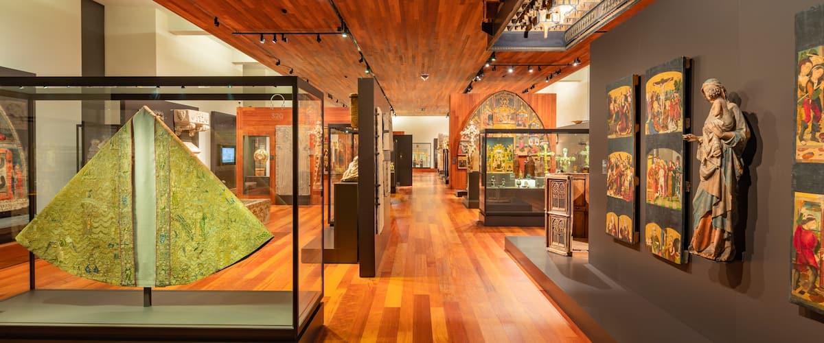 National Archaeological Museum of Spain featuring art, interior views and heritage elements