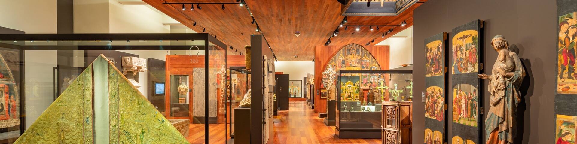 National Archaeological Museum of Spain featuring art, interior views and heritage elements