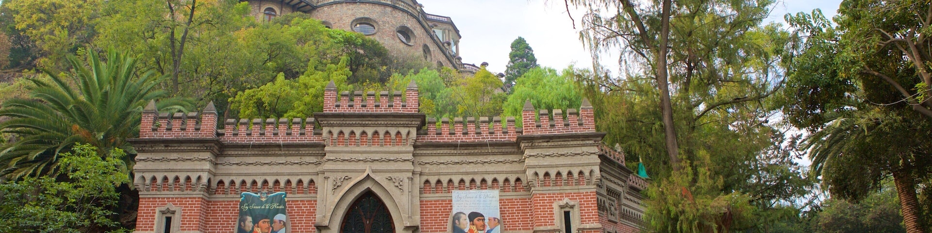Castillo de Chapultepec que inclui elementos de patrimônio