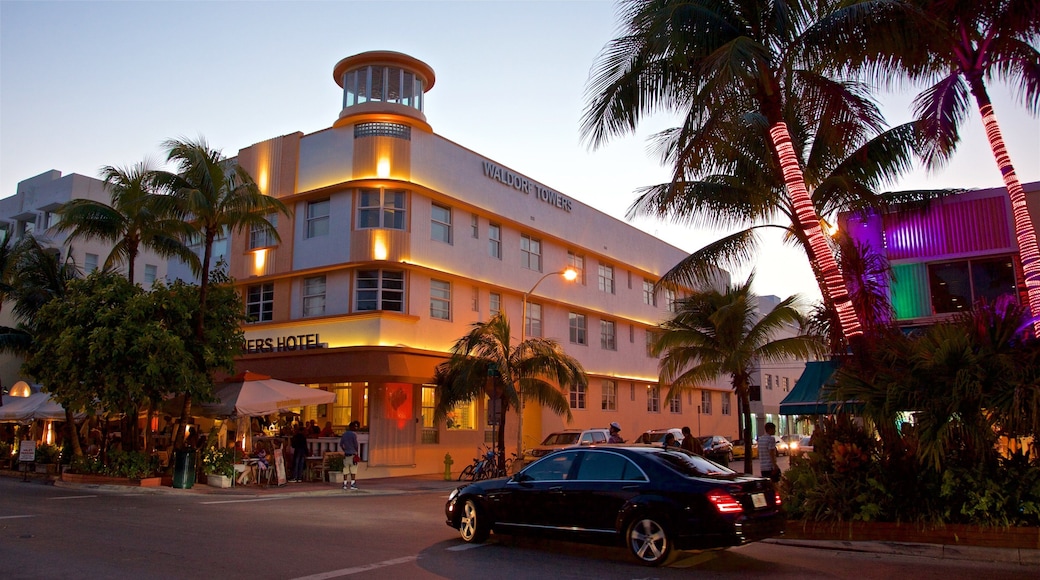 Art Deco historiske distrikt fasiliteter samt solnedgang