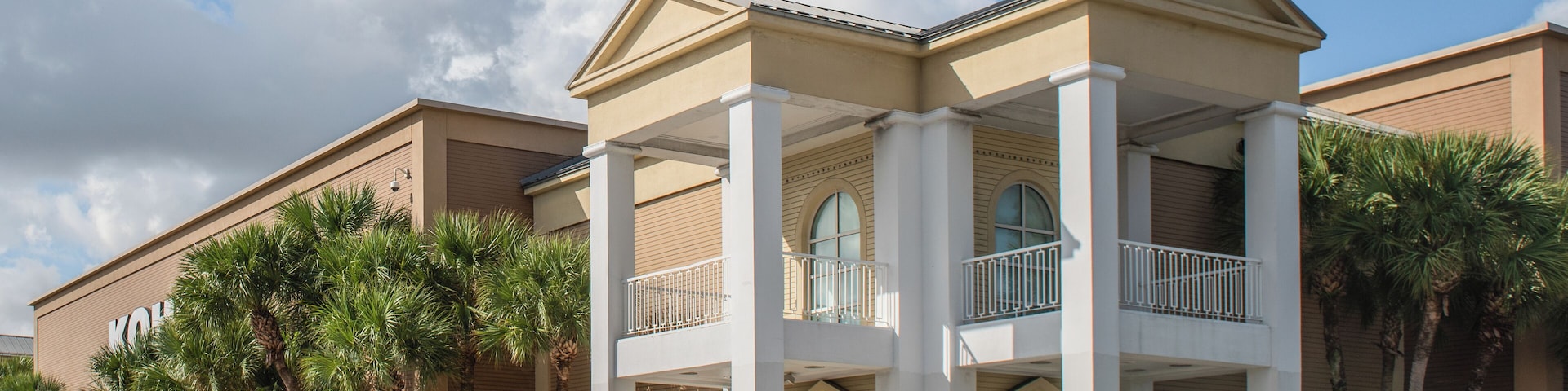 Miami_MiamiInternationalMall_501779-0647