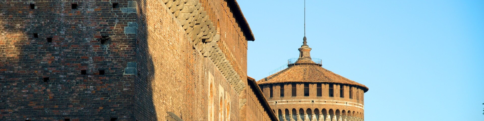 Castello Sforzesco featuring chateau or palace