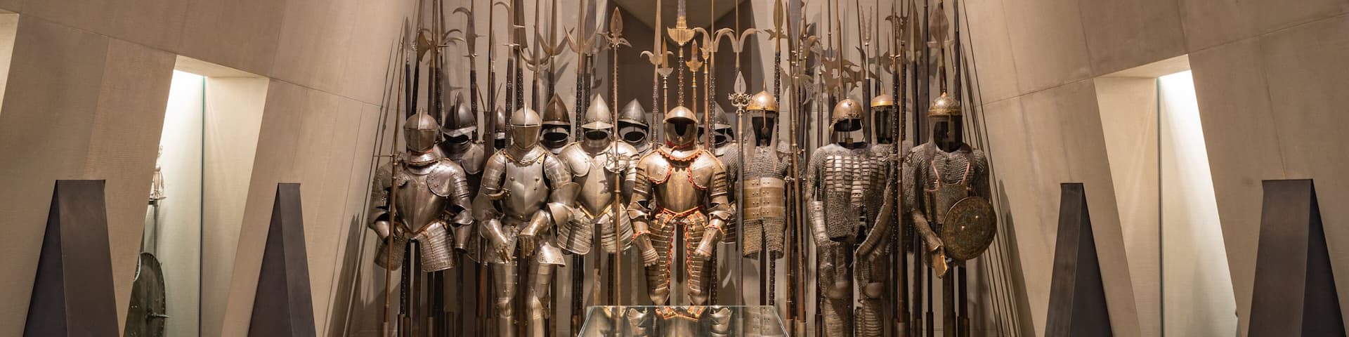 Museo Poldi Pezzoli featuring interior views and heritage elements