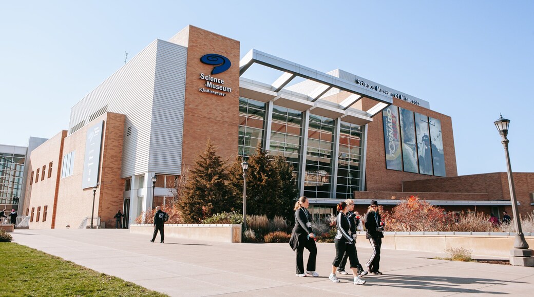 Science Museum of Minnesota showing street scenes and signage