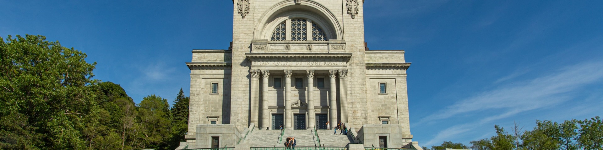 Saint Joseph\'s Oratory showing heritage architecture